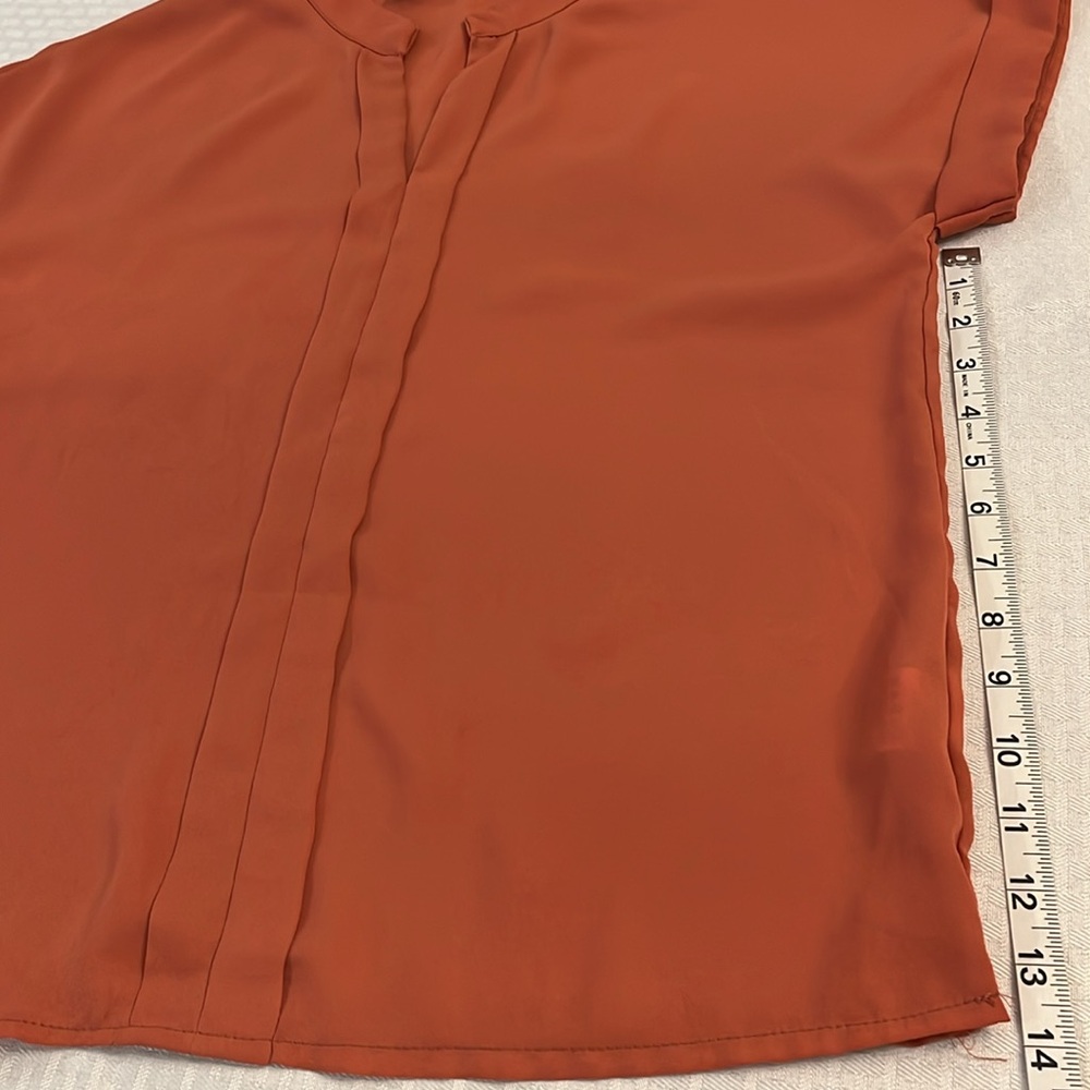 Shein Blouse. Built in short sleeves. Sz Med. 100% Poly. Never worn. Auburn - Picture 6 of 9